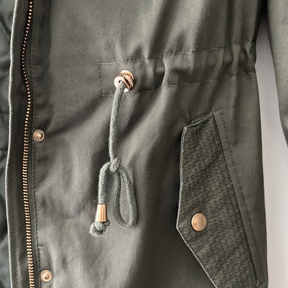 Jacket - Picture 3 of 5